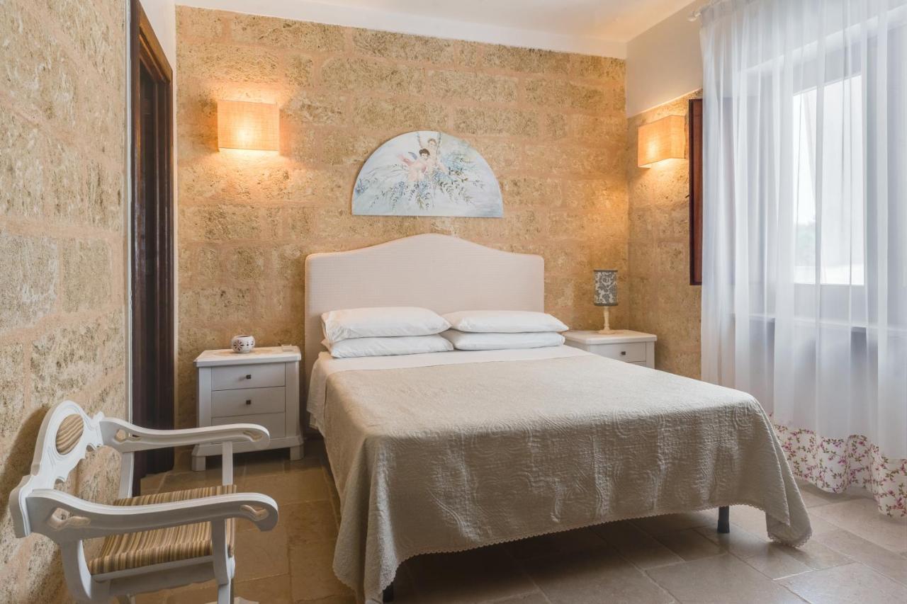 Le Lantane - Luxury Rooms Alessano Eksteriør billede