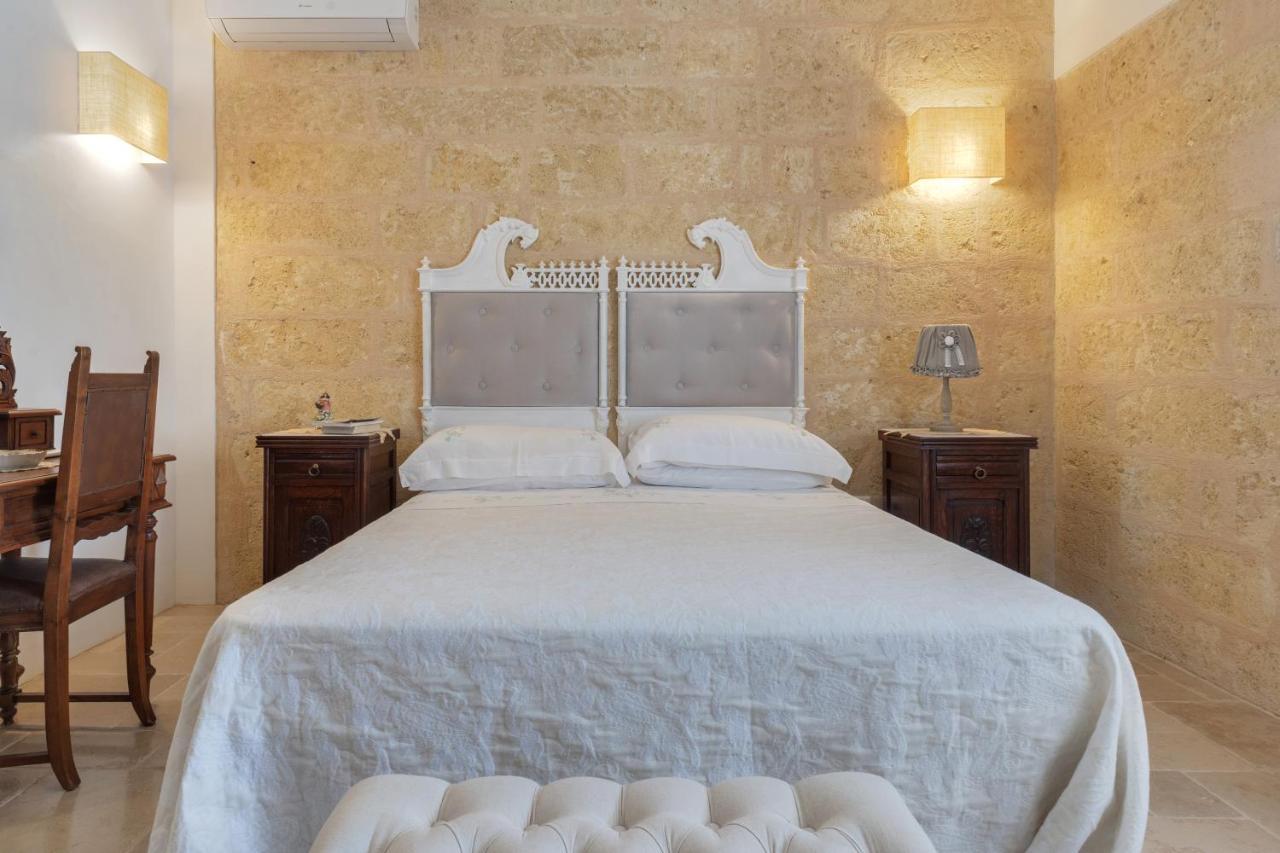 Le Lantane - Luxury Rooms Alessano Eksteriør billede